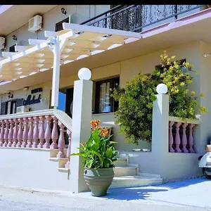 3* Ξενοδοχείο Michaela