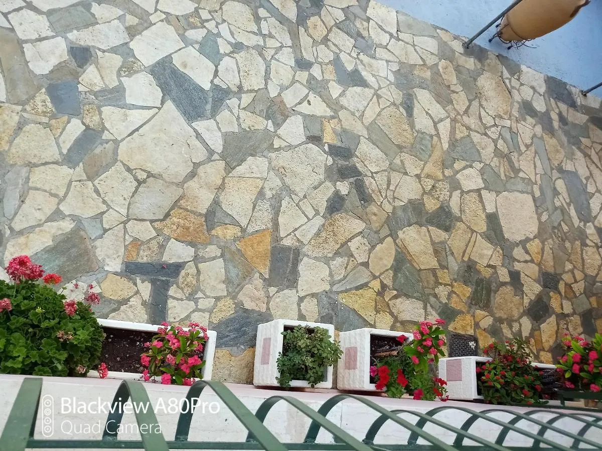 Chryspy Toulatos Studios Πουλάτα 2*,
